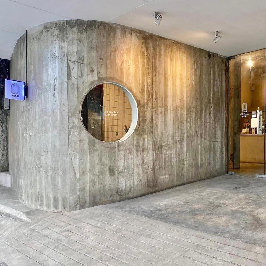 E11 Hotel - Bts Punnawithi Bangkok Exterior photo
